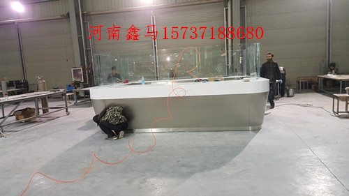 鄭州地鐵2號(hào)線不銹鋼服務(wù)亭加工現(xiàn)場(chǎng).jpg